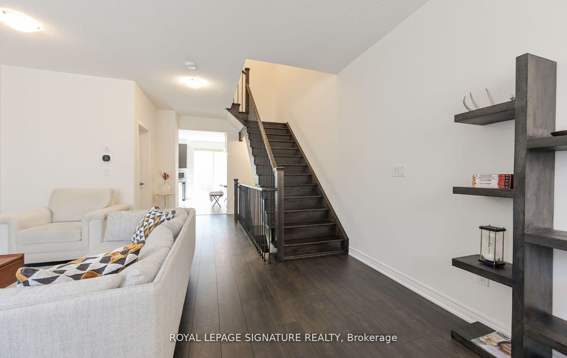 31 Faye Street, Brampton, ON - Indoor