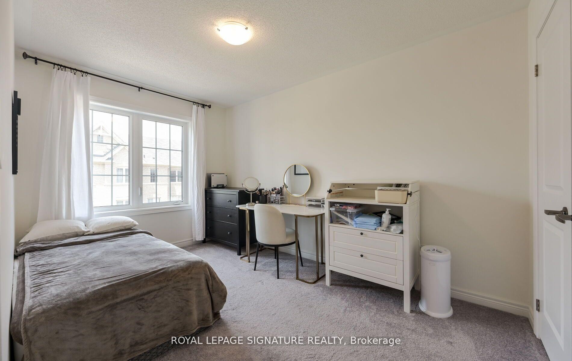 31 Faye Street, Brampton, ON - Indoor Photo Showing Bedroom