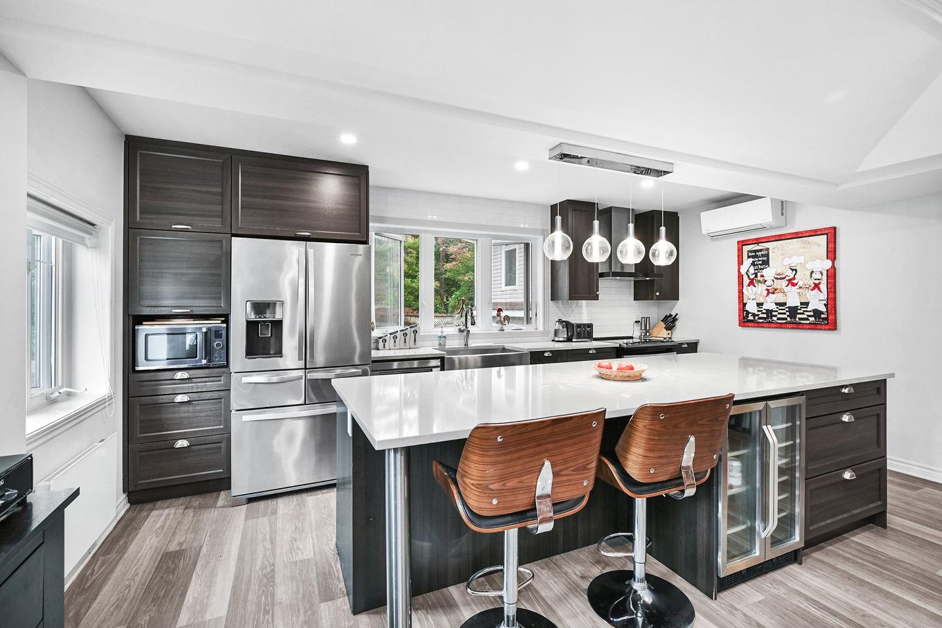 Kitchen - 246 48E Rue O., Venise-En-Québec, QC - Indoor Photo Showing Kitchen With Upgraded Kitchen