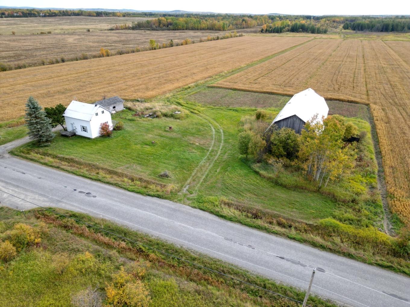 Aerial photo - 50 Ch. De La Promenade, Saint-Marc-De-Figuery, QC - Outdoor With View