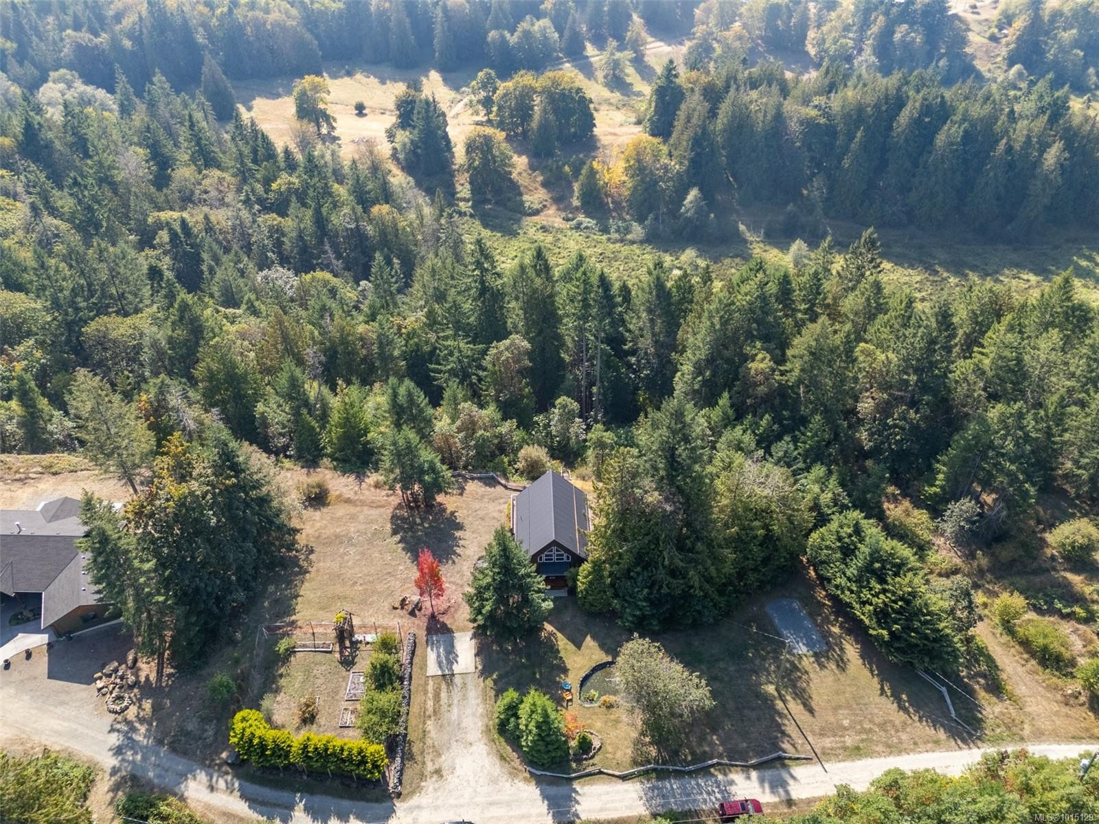 2405 Lindsey Rd, Nanaimo, BC