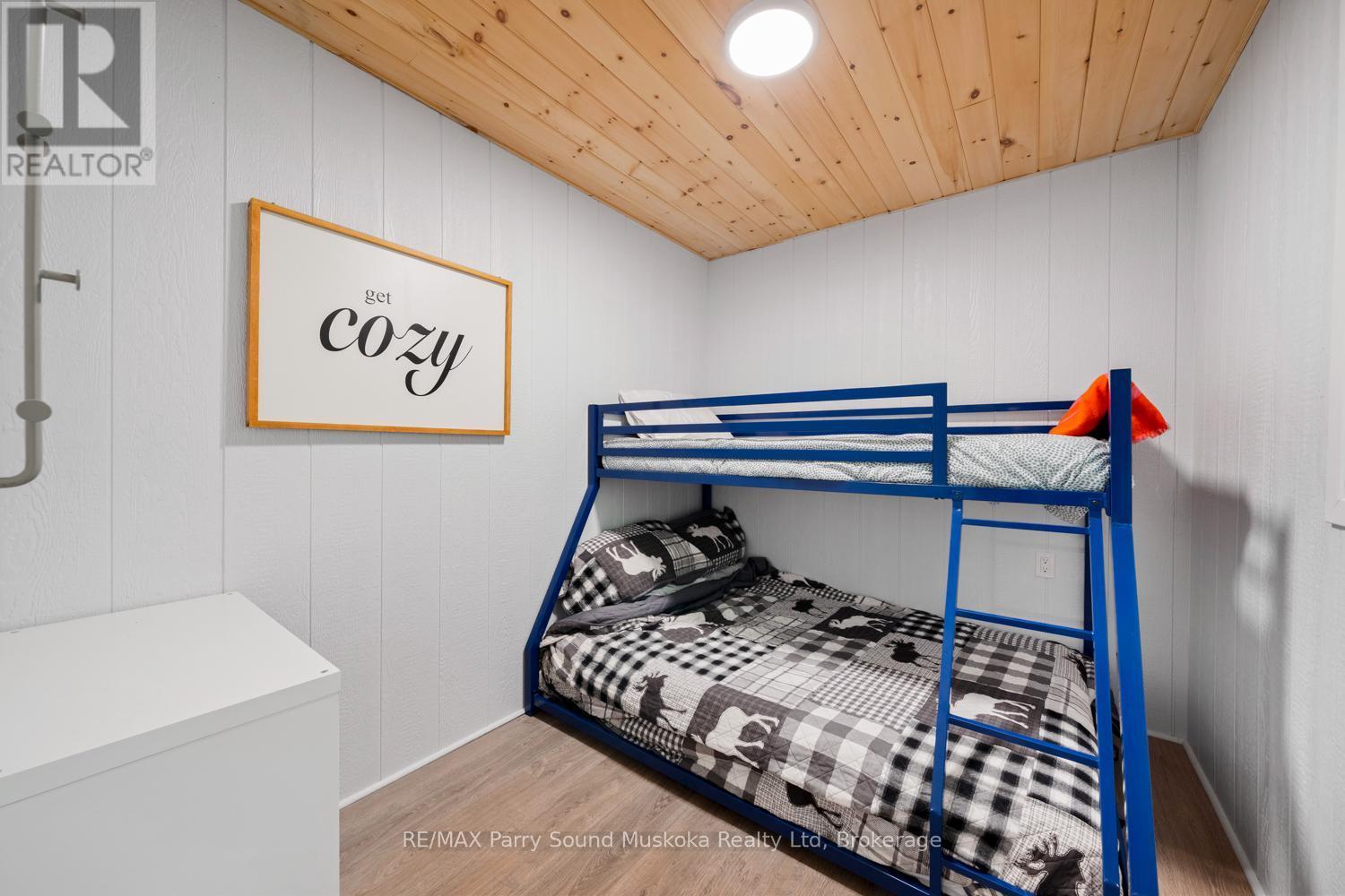 3 Macey Drive, Whitestone, ON - Indoor Photo Showing Bedroom