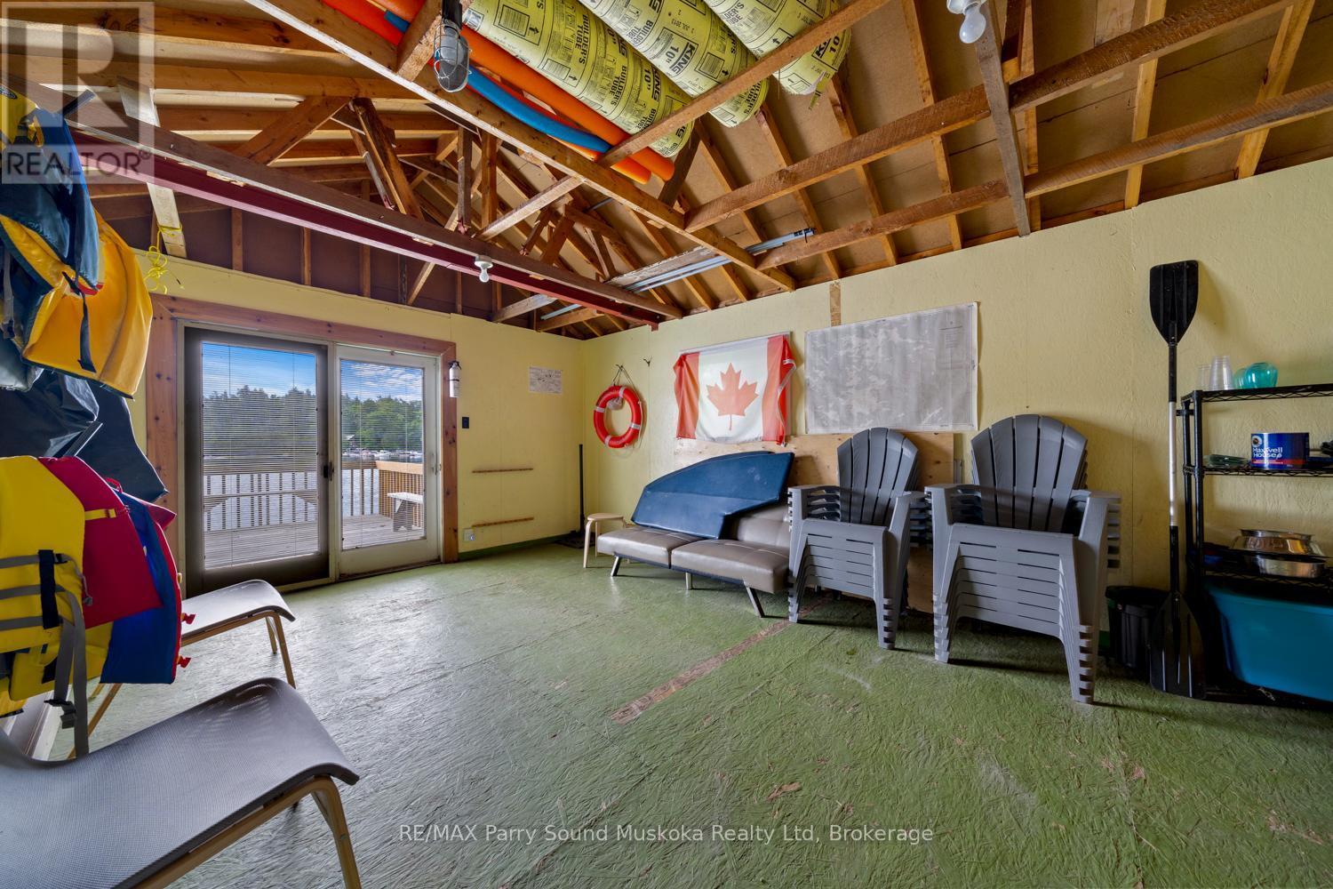 3 Macey Drive, Whitestone, ON - Indoor