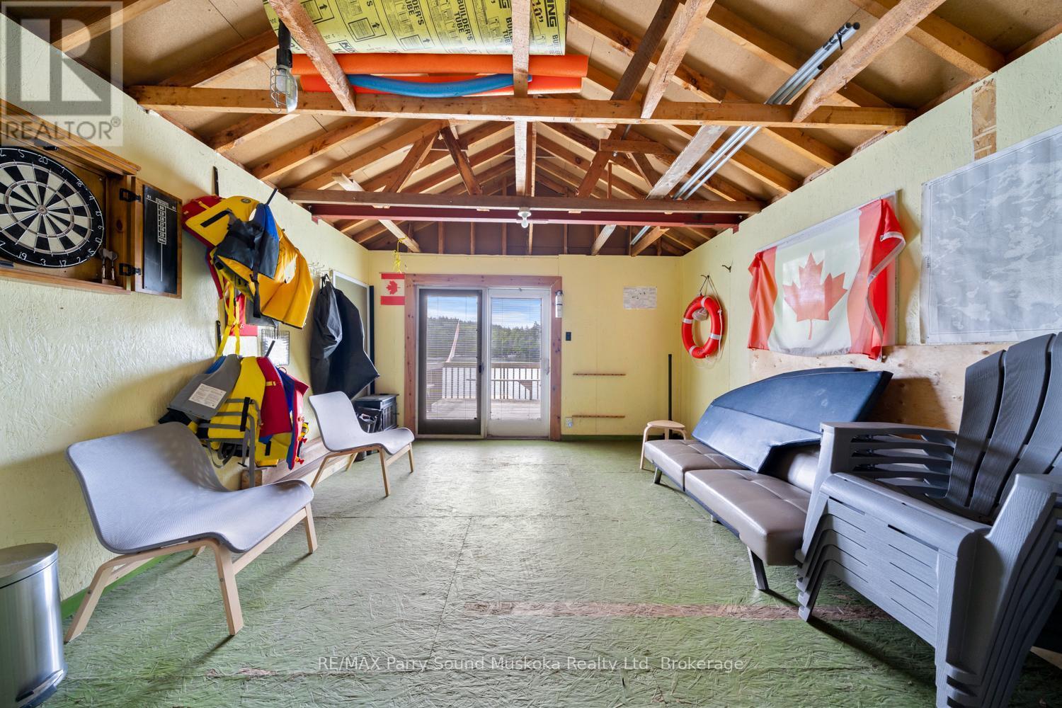 3 Macey Drive, Whitestone, ON - Indoor Photo Showing Other Room