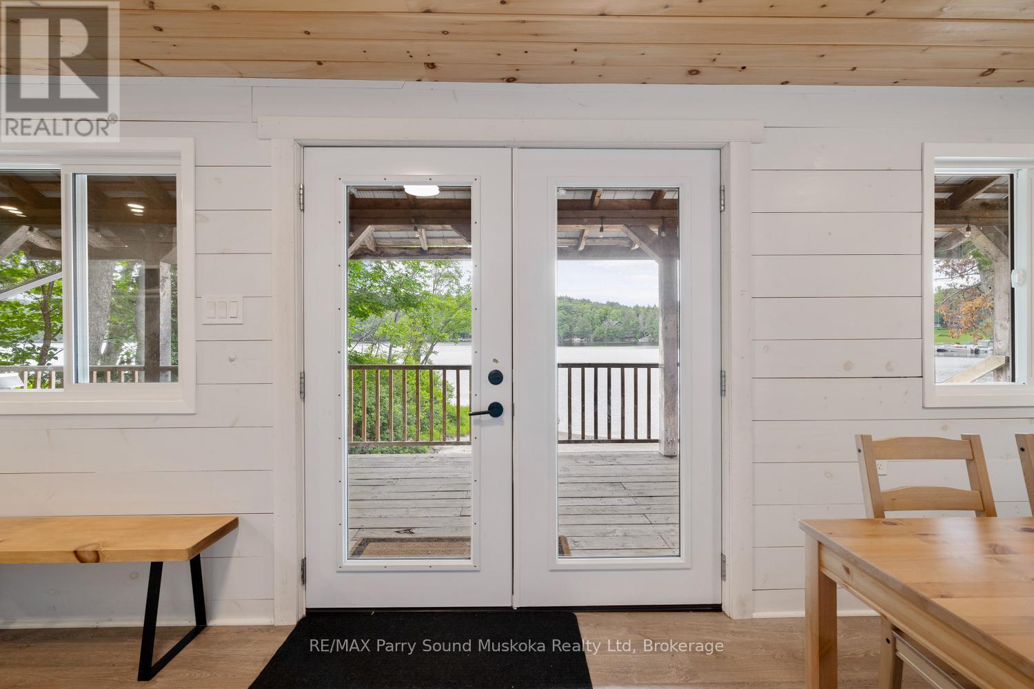 3 Macey Drive, Whitestone, ON - Indoor Photo Showing Other Room