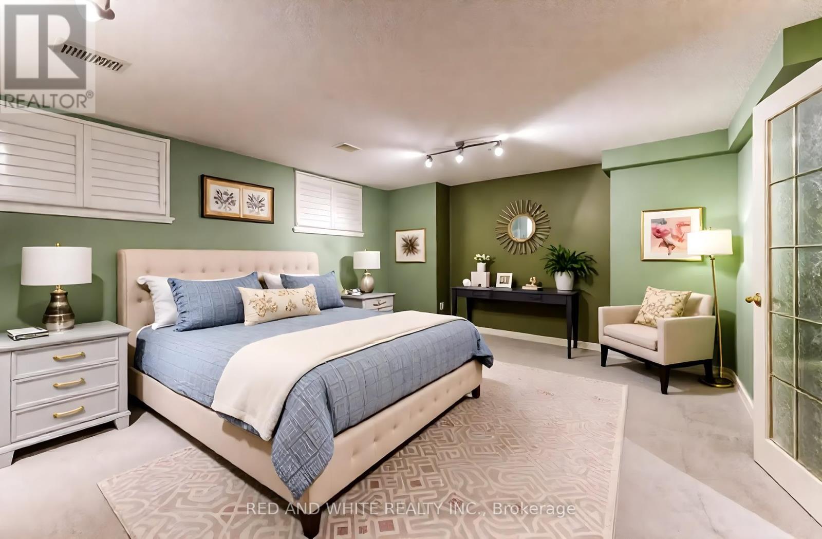 2 Morningview Place, Kitchener, ON - Indoor Photo Showing Bedroom