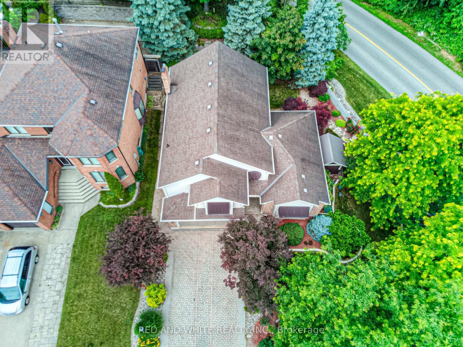 2 Morningview Place, Kitchener, ON - Outdoor