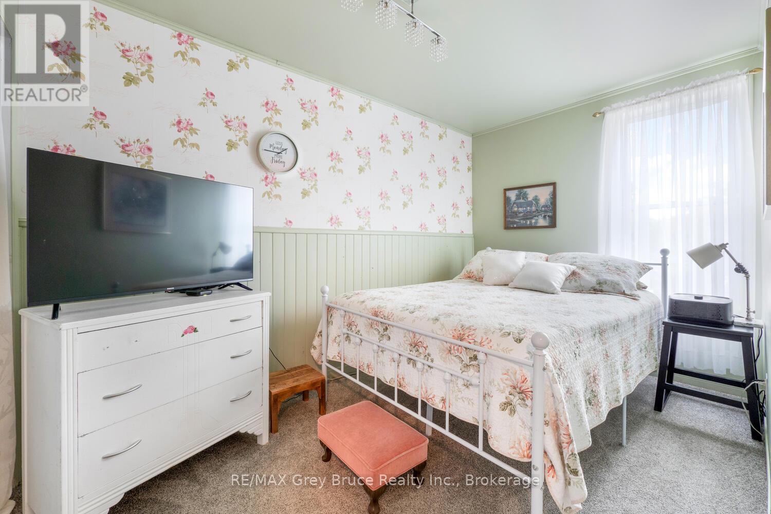 478 13Th Street W, Owen Sound, ON - Indoor Photo Showing Bedroom