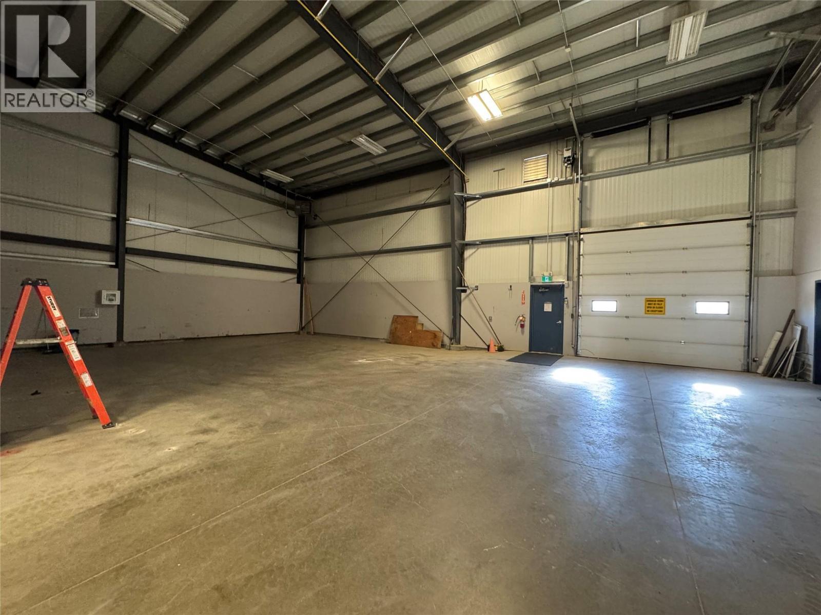 2801 92 Avenue, Dawson Creek, BC