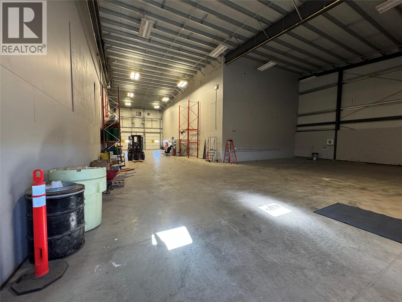 2801 92 Avenue, Dawson Creek, BC