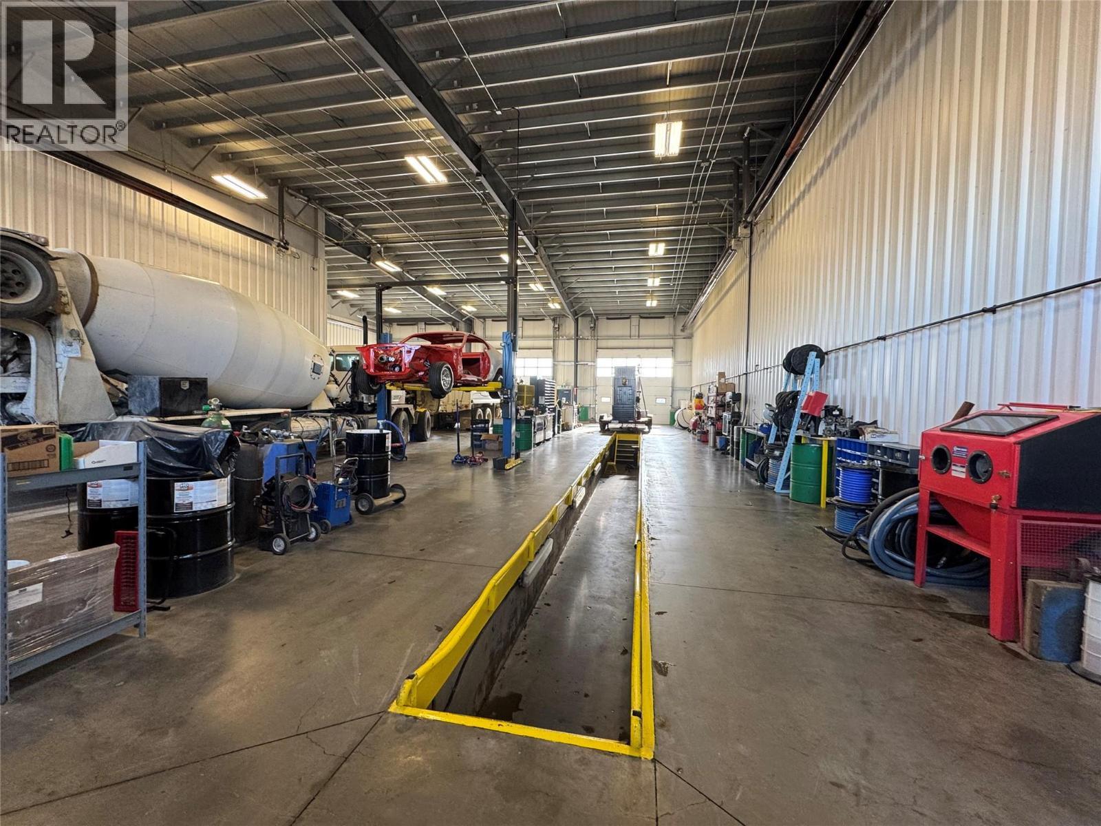 2801 92 Avenue, Dawson Creek, BC