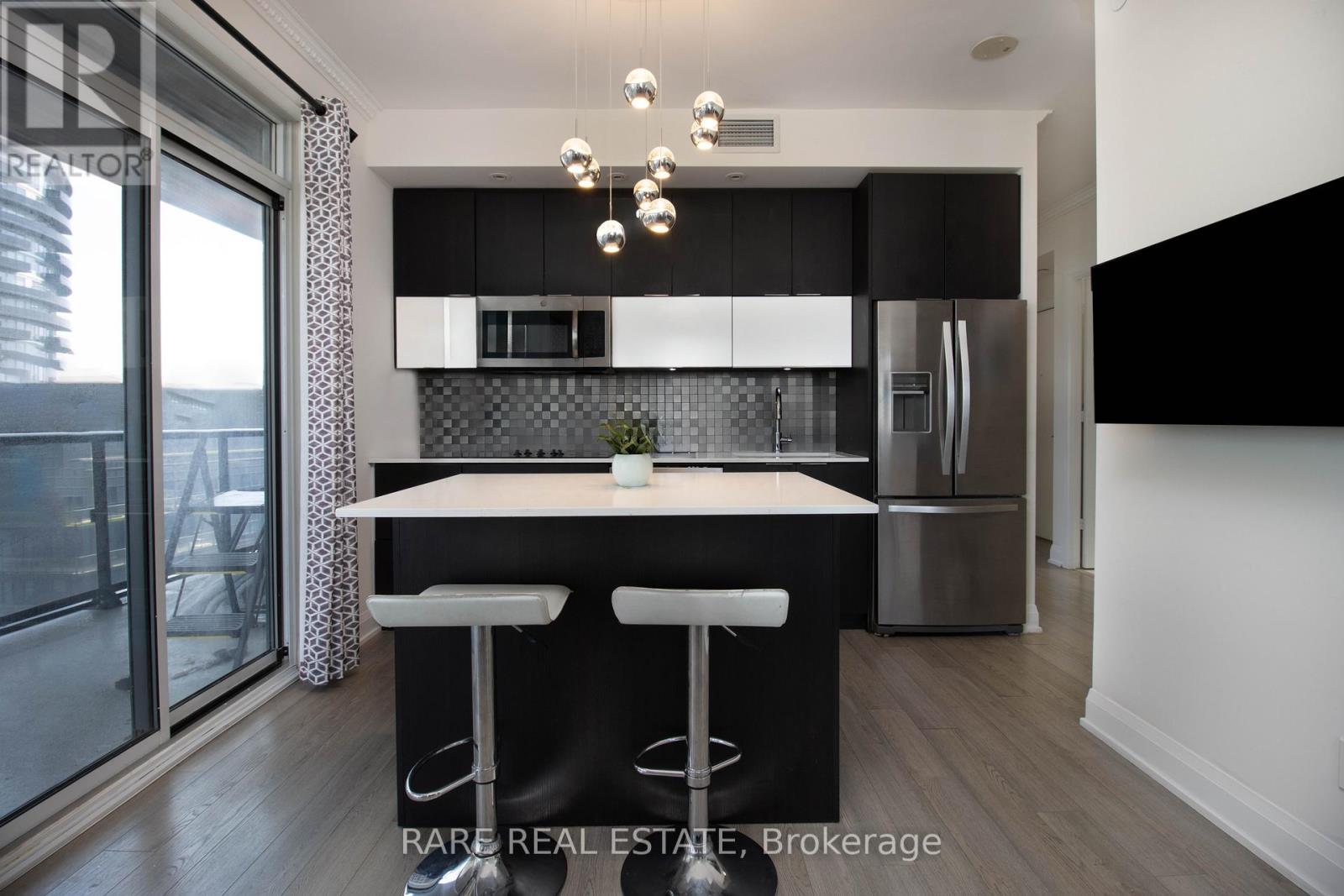 1908 - 56 Annie Craig Drive, Toronto, ON - Indoor Photo Showing Kitchen With Upgraded Kitchen