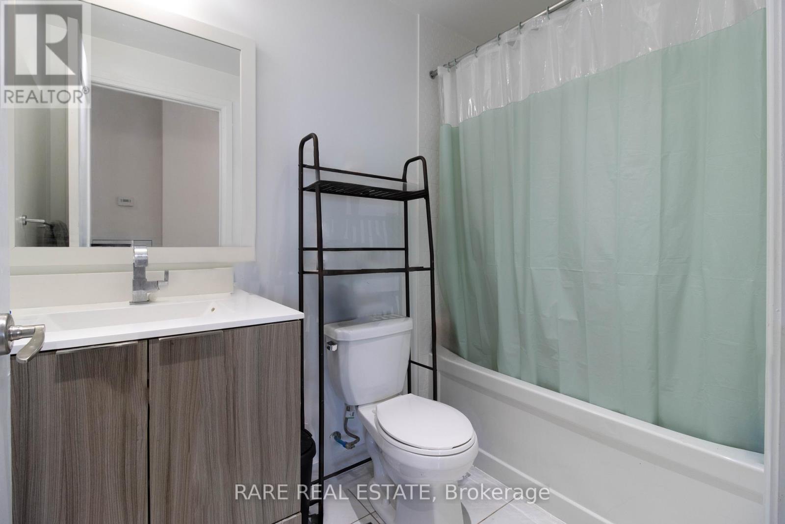 1908 - 56 Annie Craig Drive, Toronto, ON - Indoor Photo Showing Bathroom