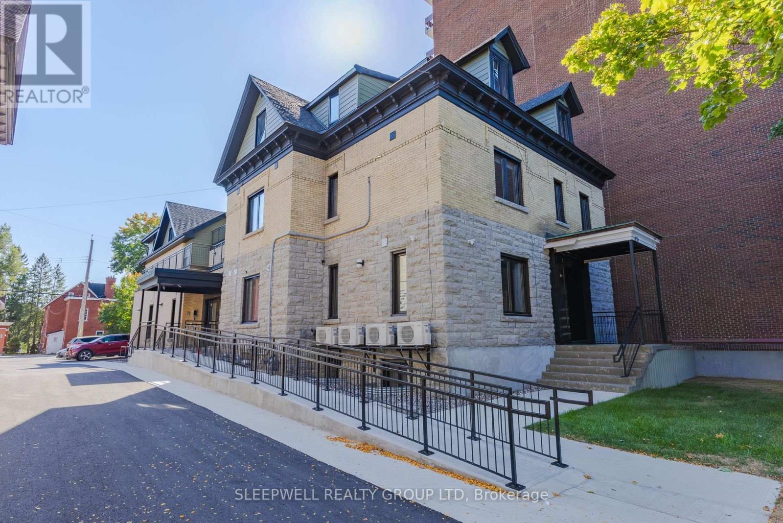 103 - 476 Wilbrod Street, Ottawa, ON