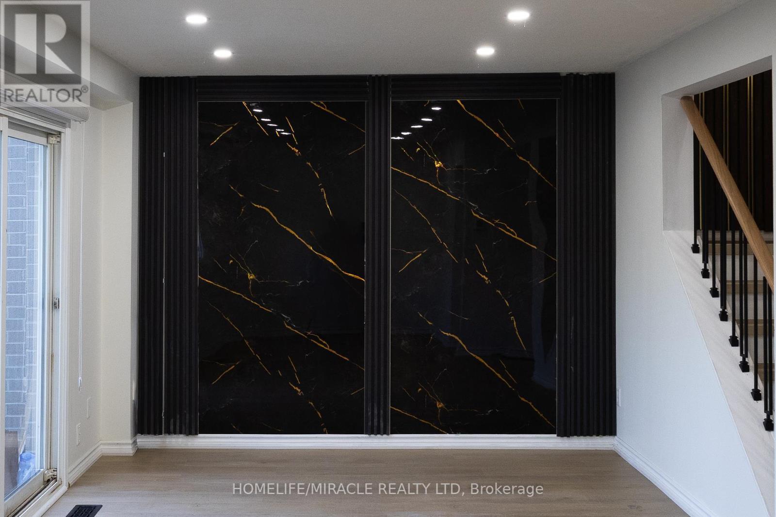 8 Grand Valley Drive, Brampton, ON - Indoor Photo Showing Other Room