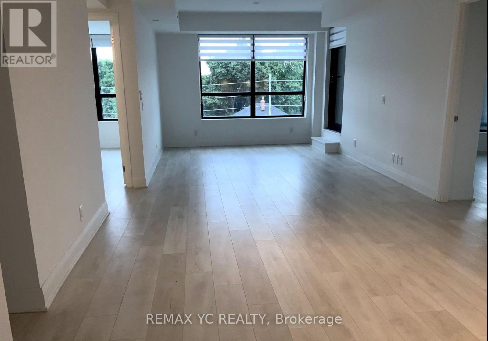 322 - 33 Frederick Todd Way, Toronto, ON - Indoor Photo Showing Other Room