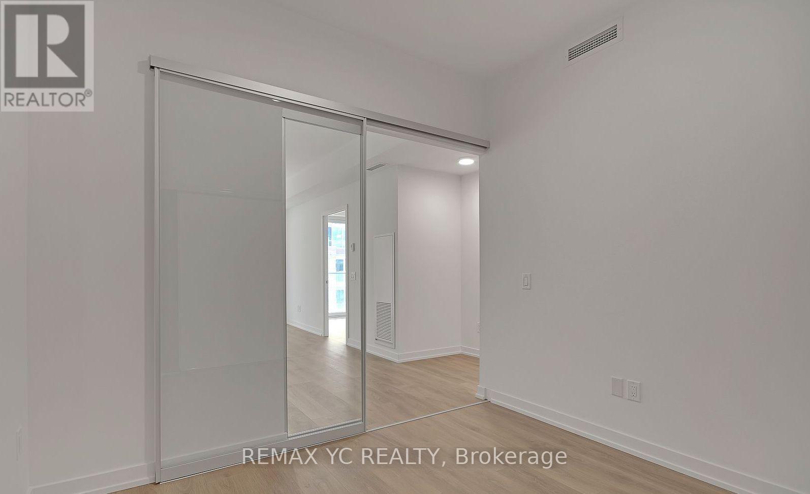 322 - 33 Frederick Todd Way, Toronto, ON - Indoor Photo Showing Other Room