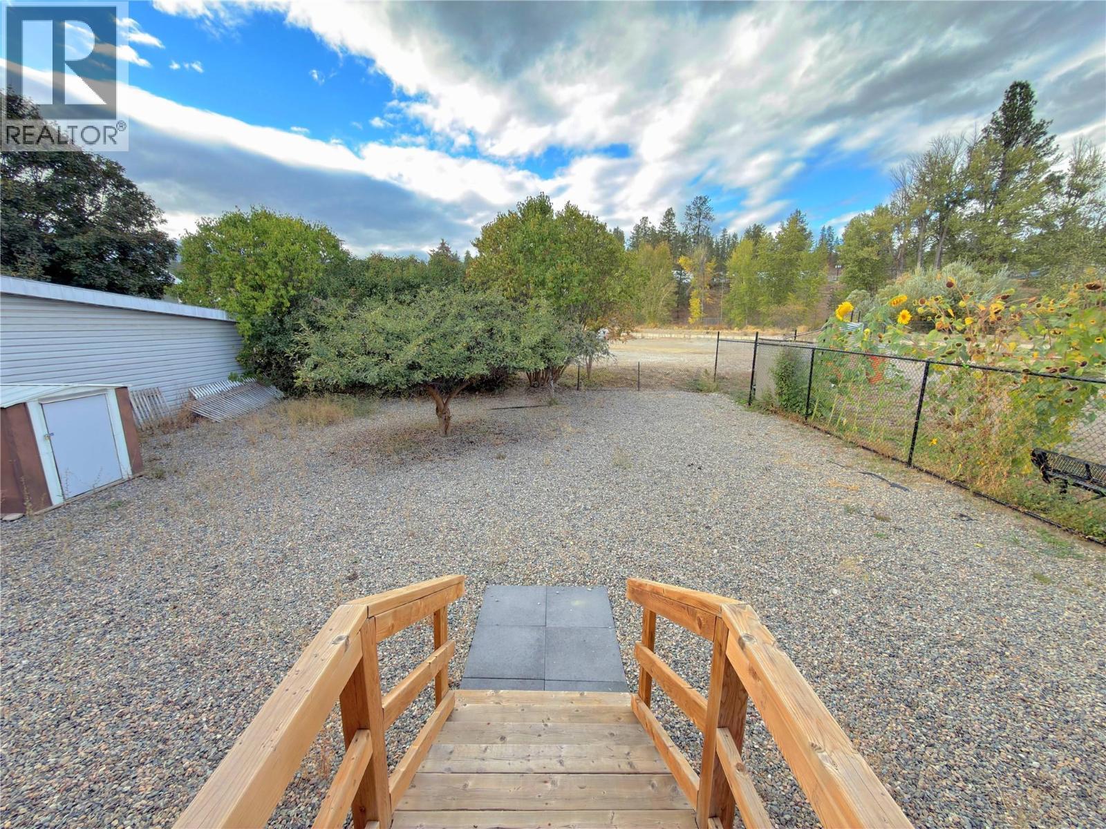 27 Fenchurch Avenue, Princeton, BC - Outdoor