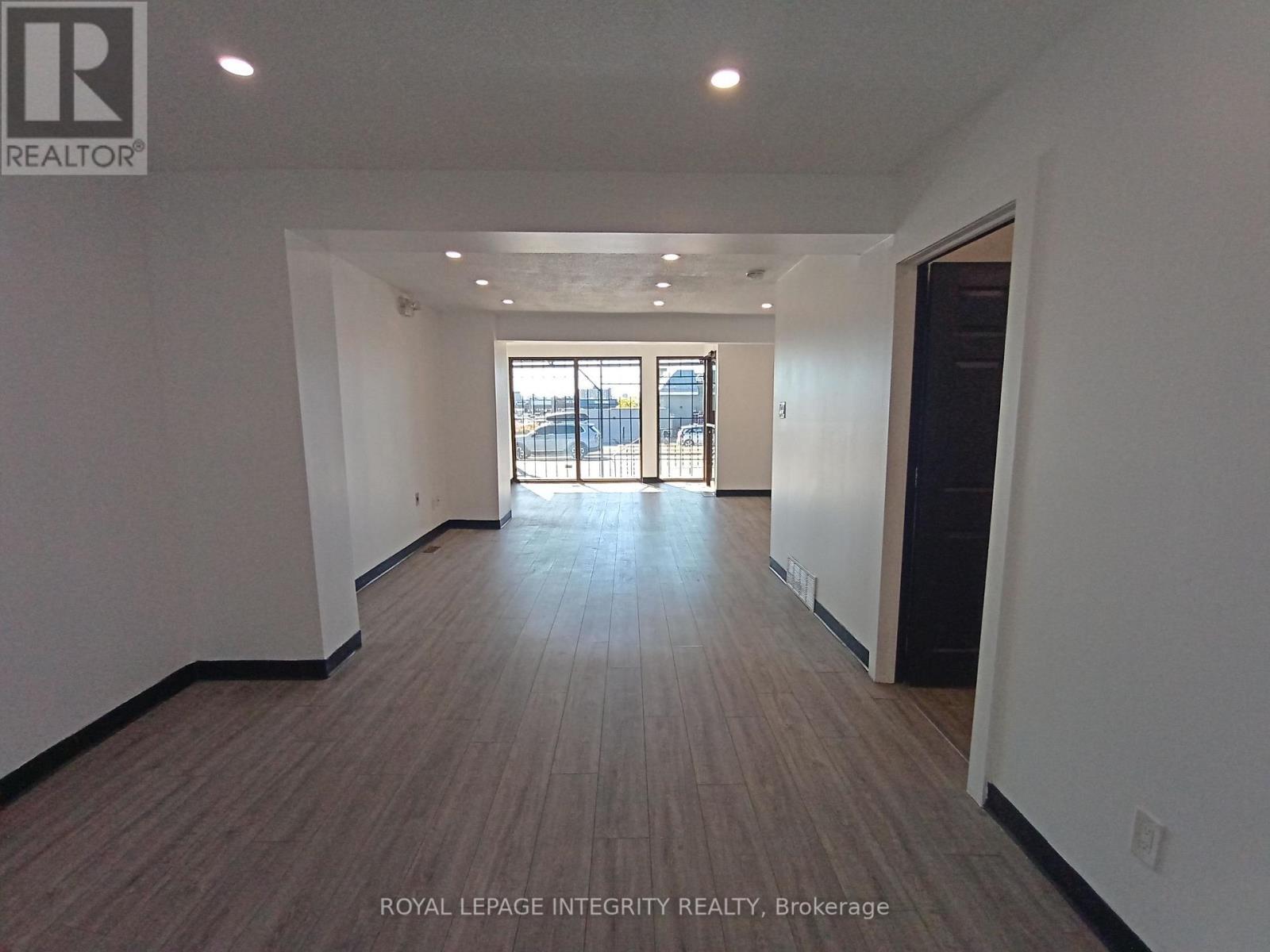 605 Center Street, Ottawa, ON