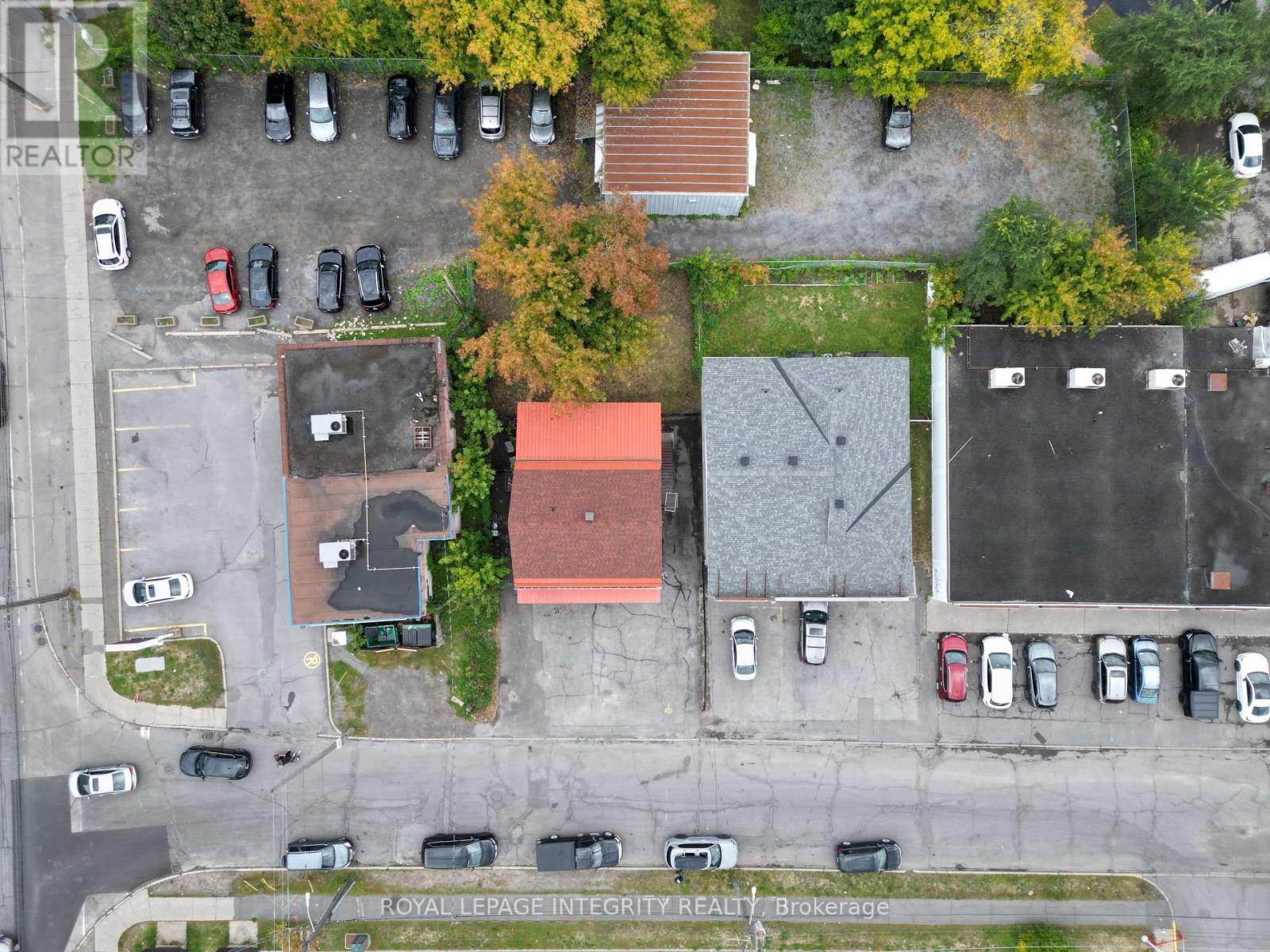 605 Center Street, Ottawa, ON