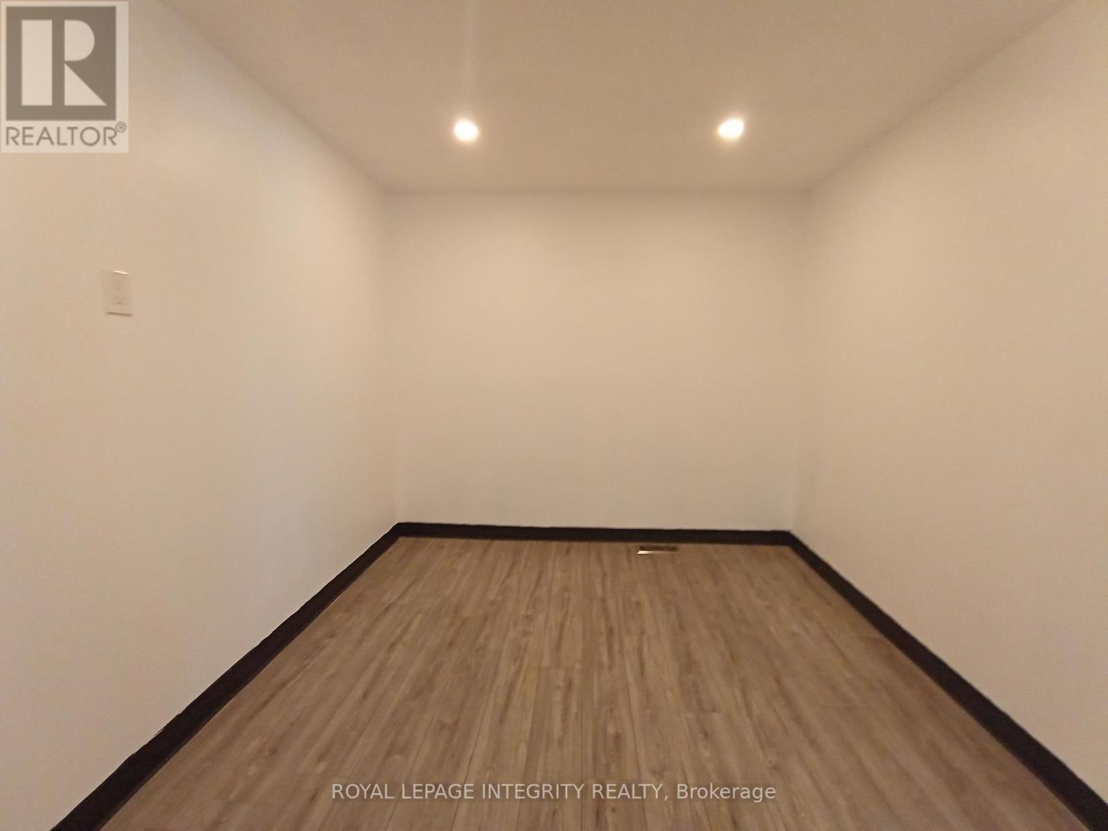 605 Center Street, Ottawa, ON