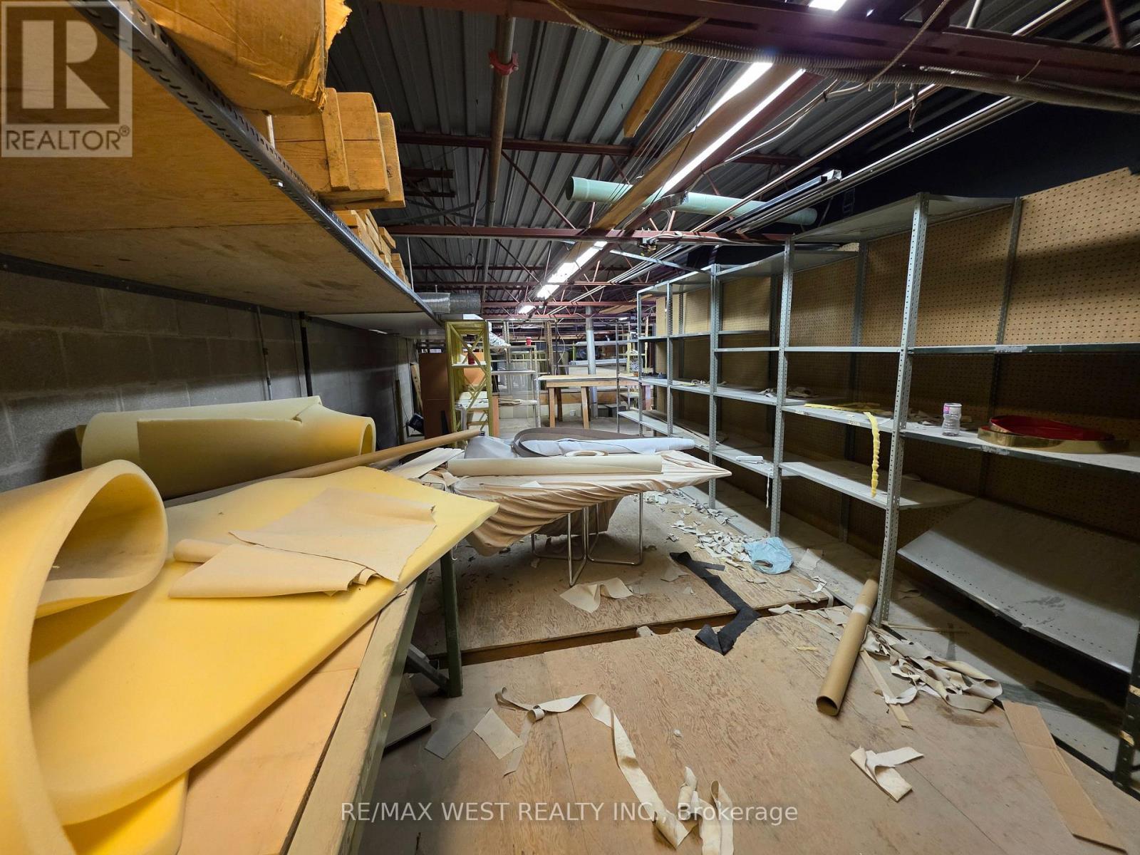 11 - 2104 Hwy 7 Road, Vaughan, ON