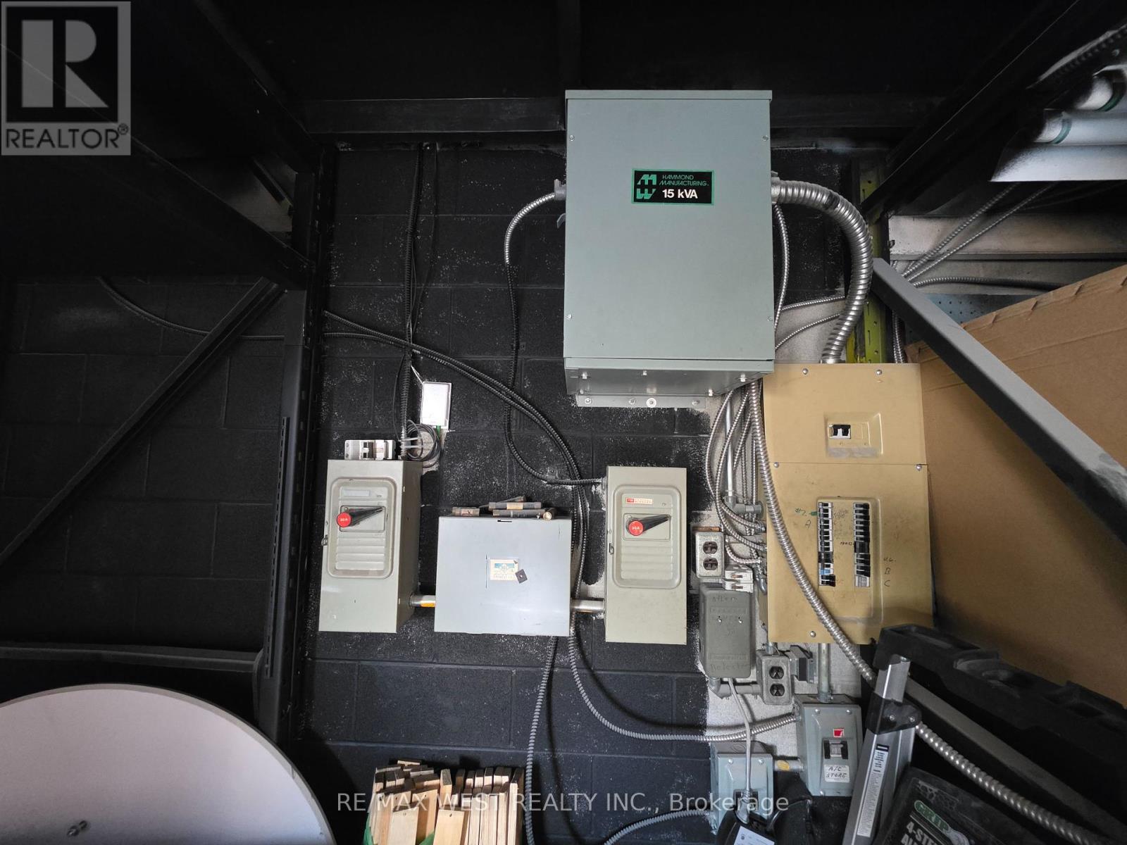 11 - 2104 Hwy 7 Road, Vaughan, ON