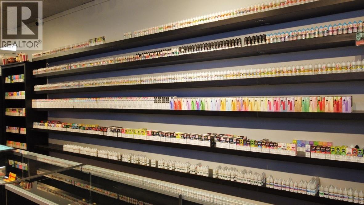 2 771 Gibsons Way, Gibsons, BC