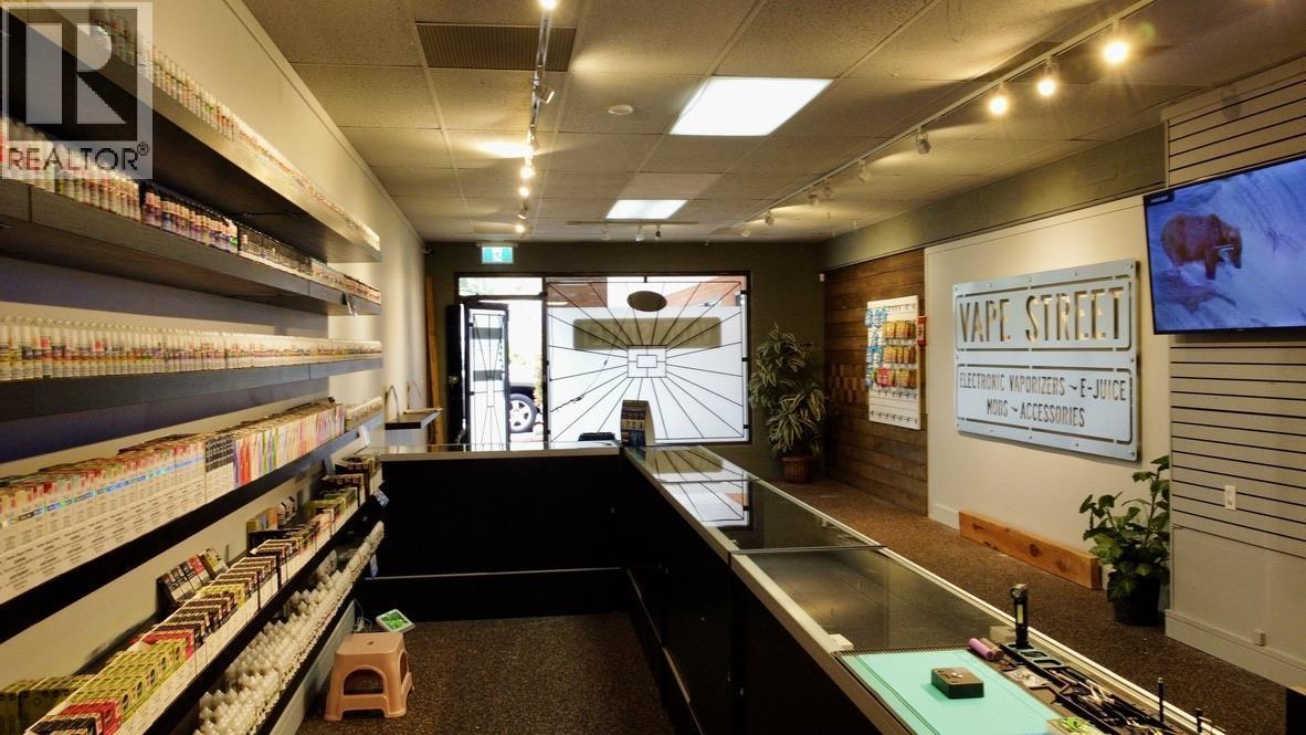 2 771 Gibsons Way, Gibsons, BC