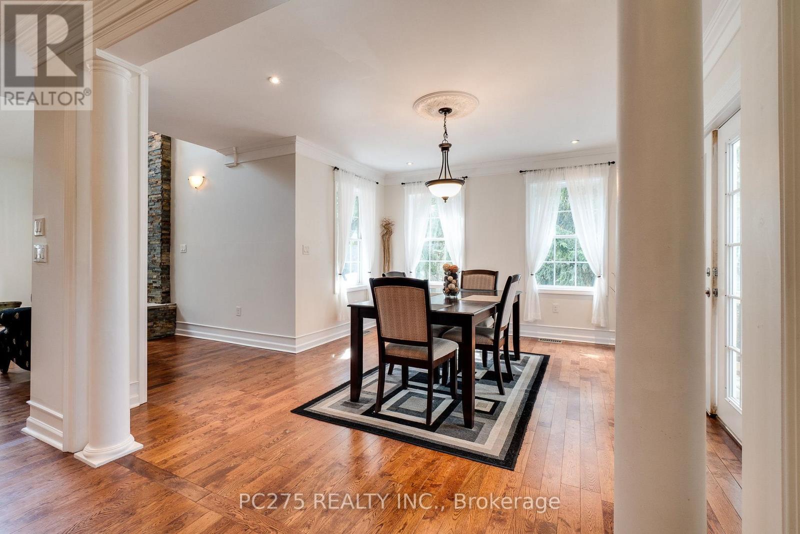 23 Mactavesh Crescent, Bluewater (Bayfield), ON - Indoor Photo Showing Dining Room