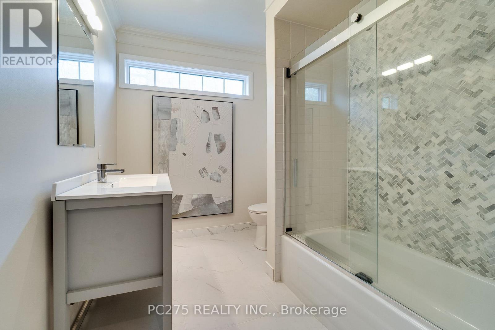23 Mactavesh Crescent, Bluewater (Bayfield), ON - Indoor Photo Showing Bathroom