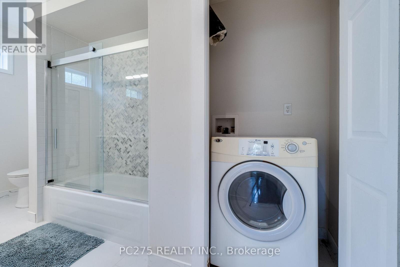 23 Mactavesh Crescent, Bluewater (Bayfield), ON - Indoor Photo Showing Laundry Room