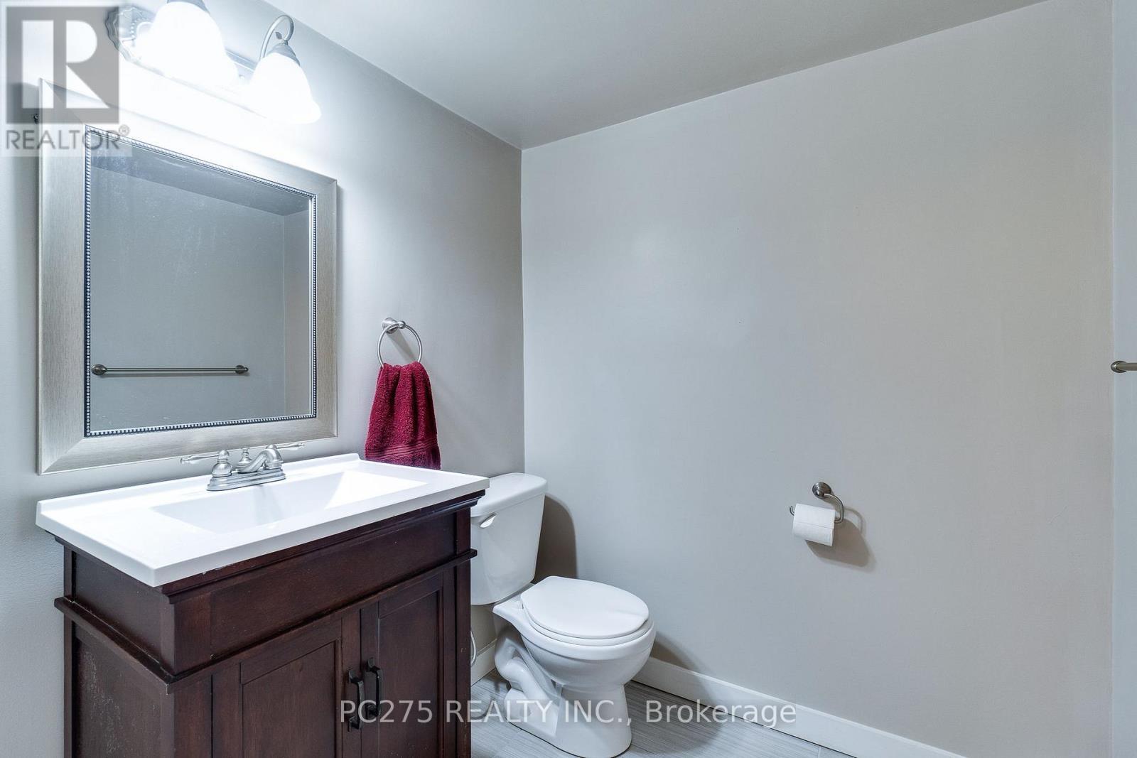 23 Mactavesh Crescent, Bluewater (Bayfield), ON - Indoor Photo Showing Bathroom
