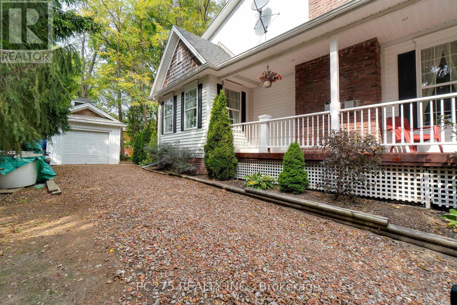 23 Mactavesh Crescent, Bluewater (Bayfield), ON - Outdoor With Deck Patio Veranda