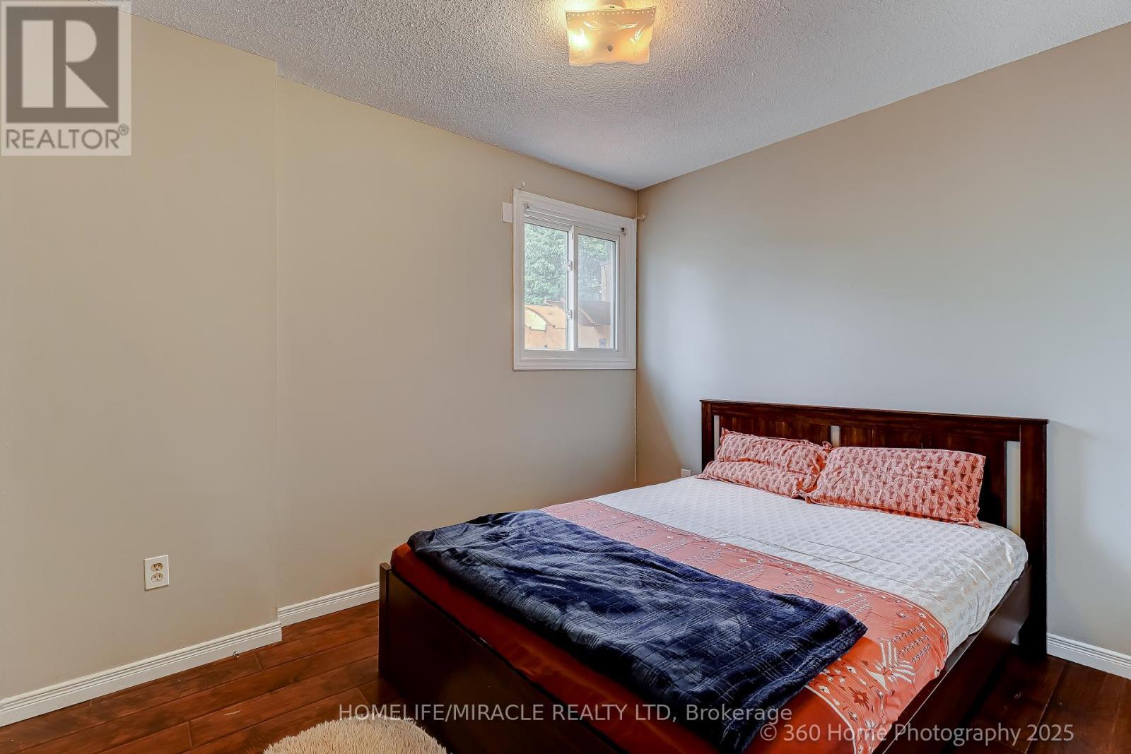 82 Goldgate Crescent, Orangeville, ON - Indoor Photo Showing Bedroom