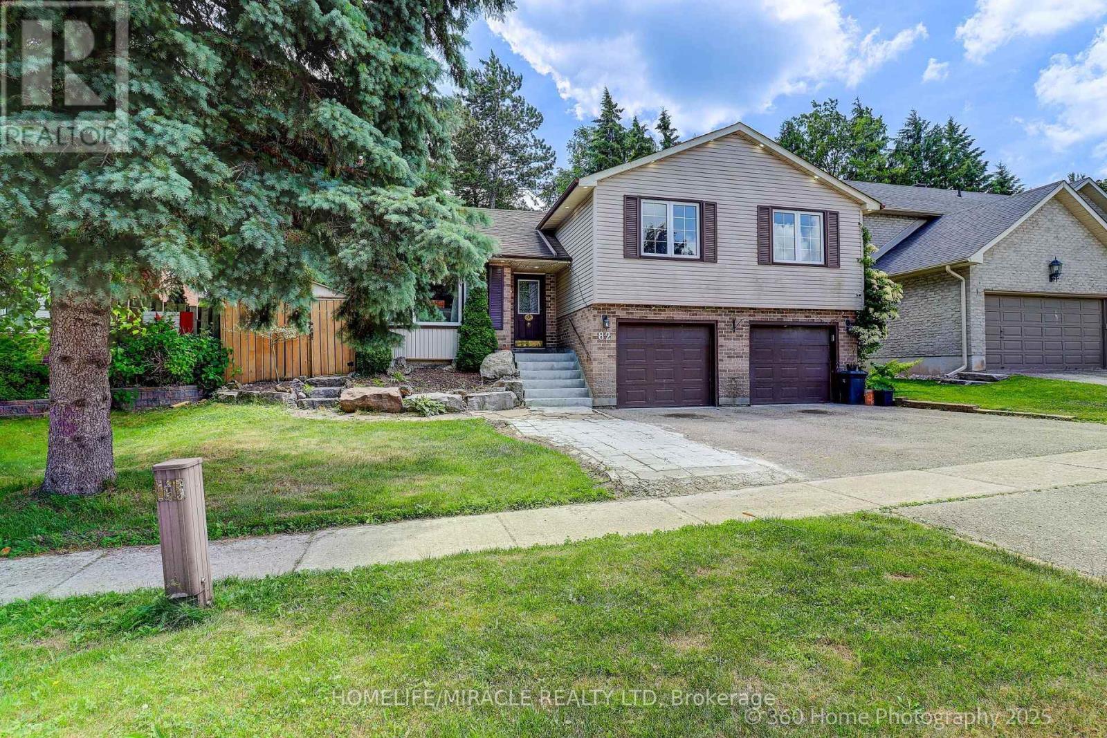 82 Goldgate Crescent, Orangeville, ON - Outdoor