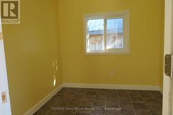 bonus room - main level -