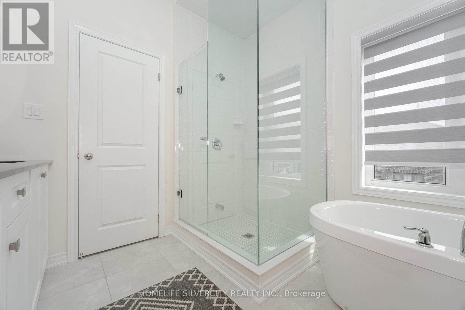 45 Ogston Crescent, Whitby, ON - Indoor Photo Showing Bathroom