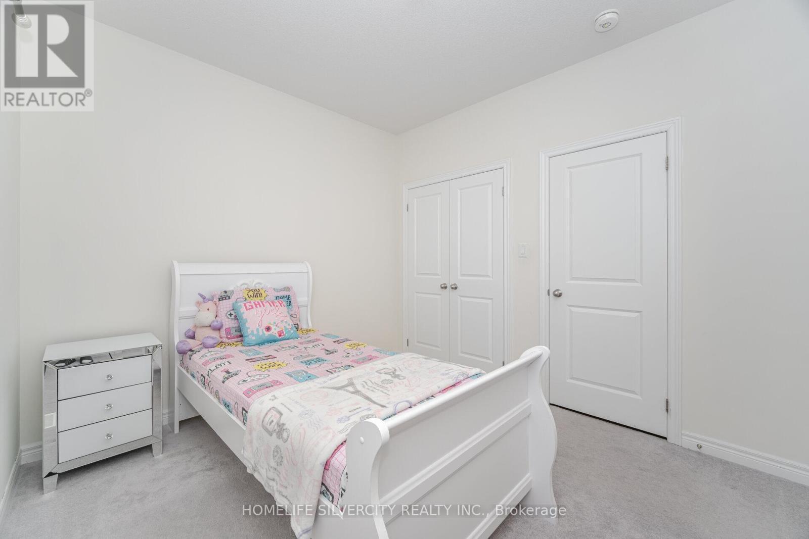 45 Ogston Crescent, Whitby, ON - Indoor Photo Showing Bedroom