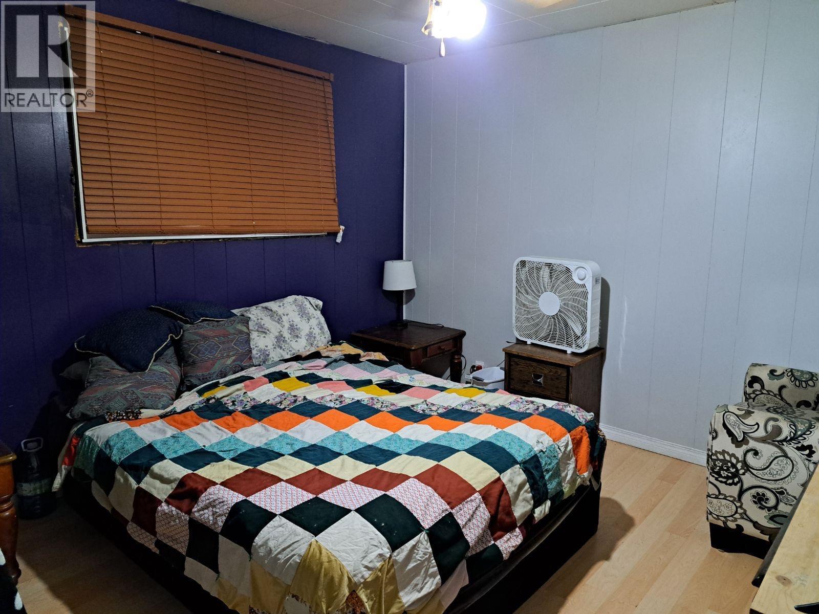 11313 13 Street, Dawson Creek, BC - Indoor Photo Showing Bedroom