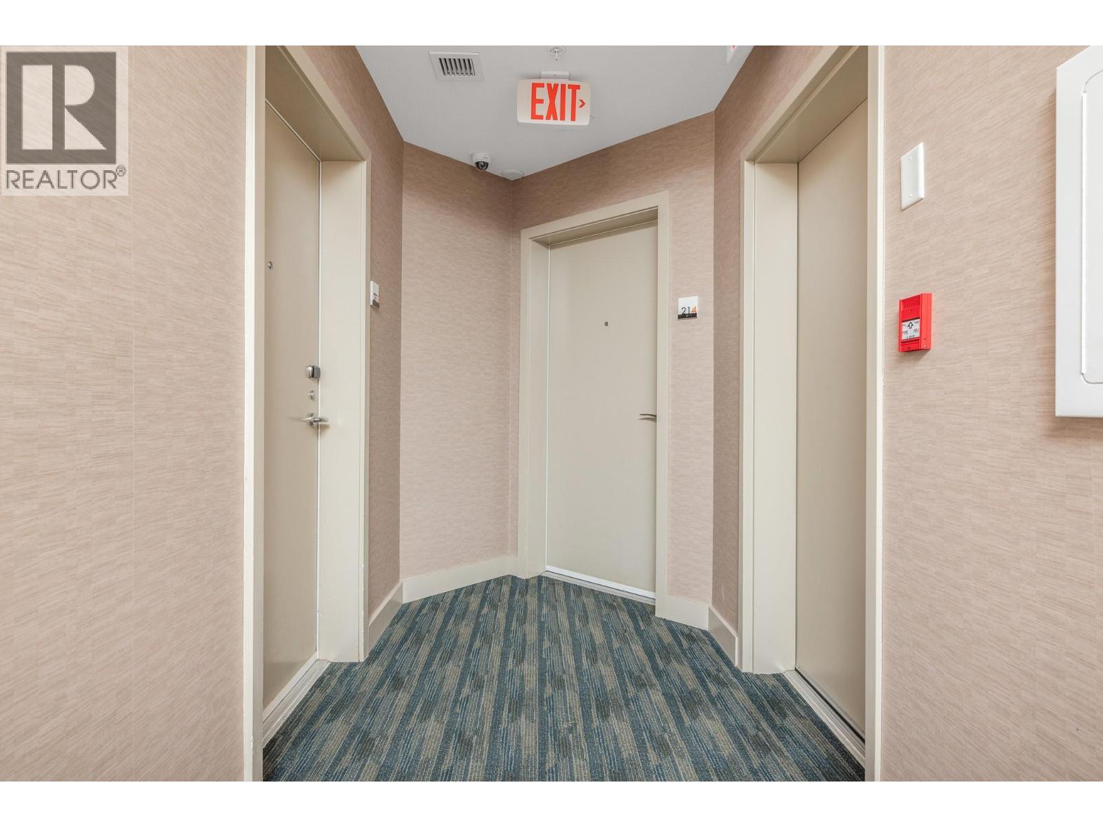 30 Monashee Road Unit# 214, Silver Star, BC - Indoor Photo Showing Other Room