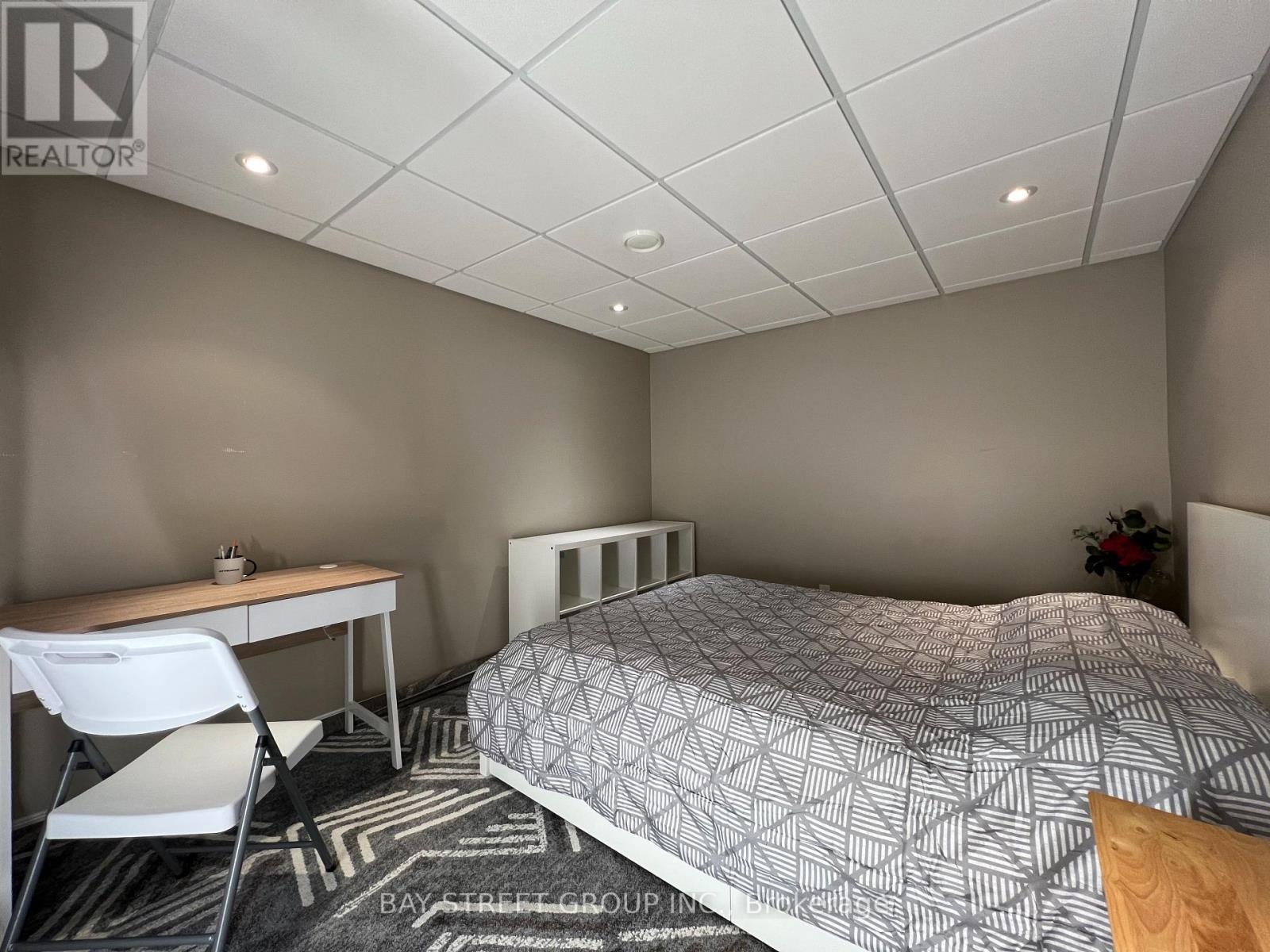 Bsmt - 52 Loring Cres, Markham, ON - Indoor Photo Showing Bedroom