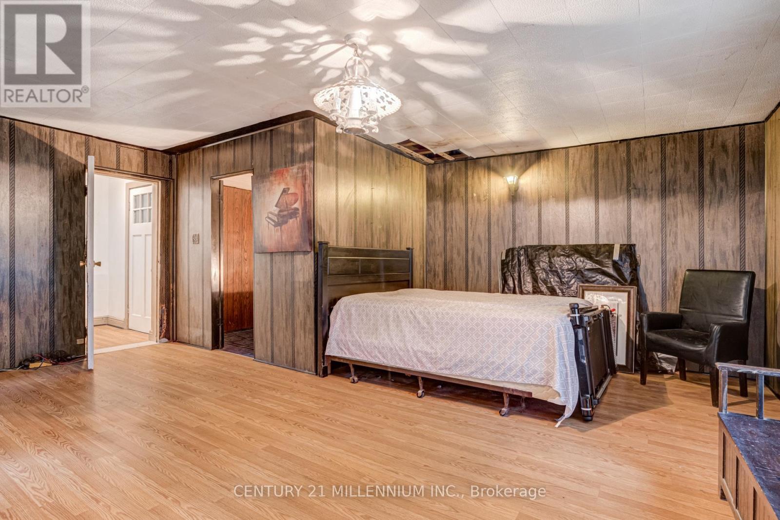 99 Blake Street, Hamilton, ON - Indoor