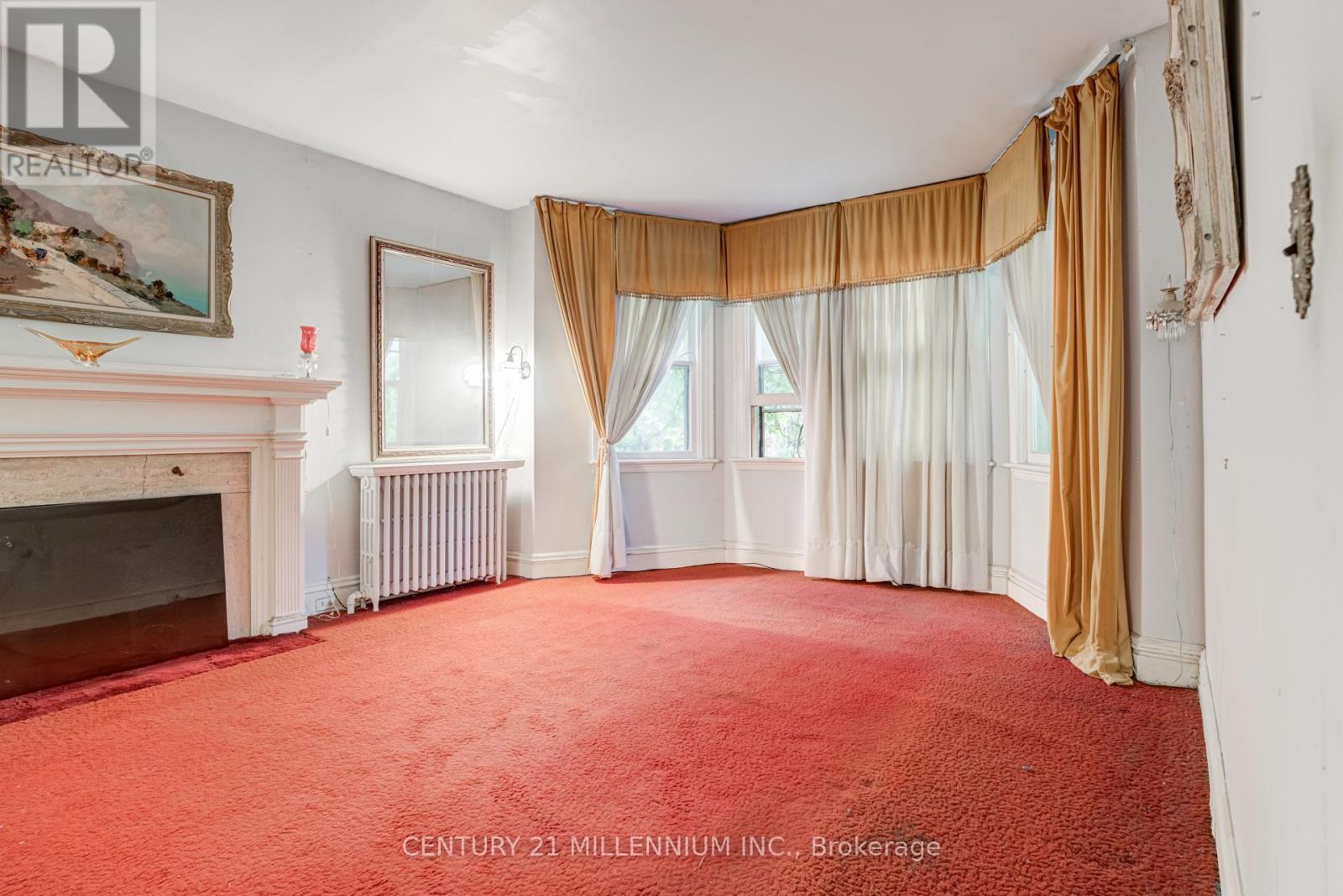 99 Blake Street, Hamilton, ON - Indoor Photo Showing Other Room