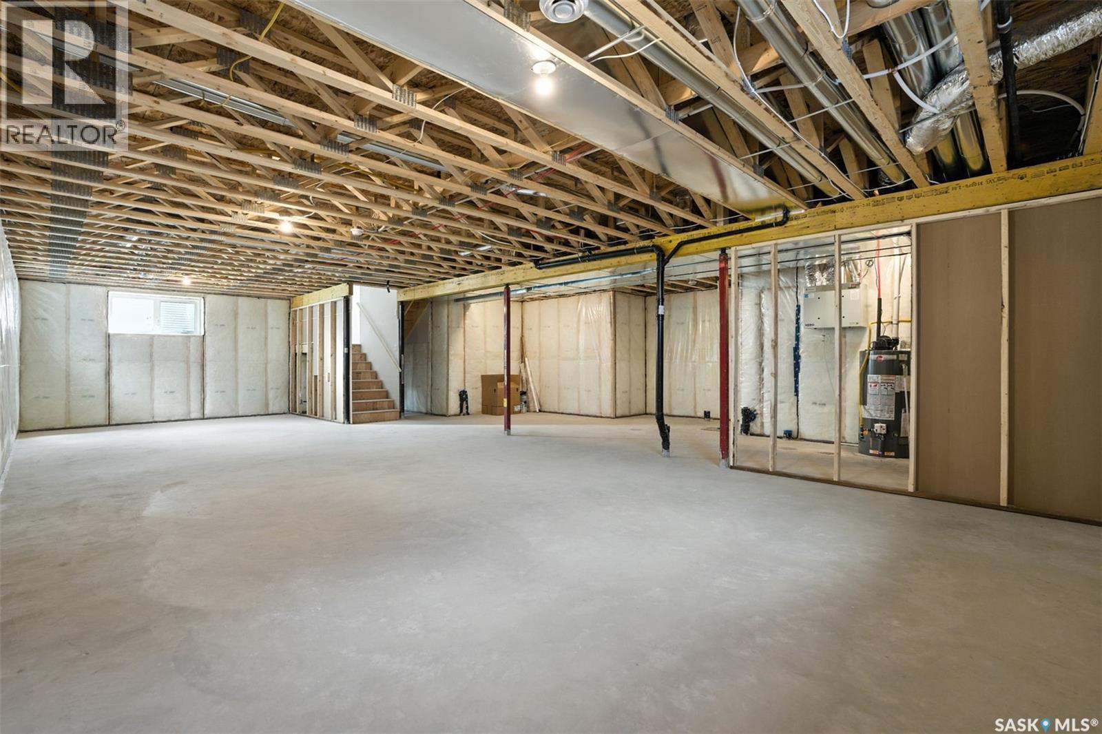 319 Woolf Bay, Saskatoon, SK - Indoor Photo Showing Basement