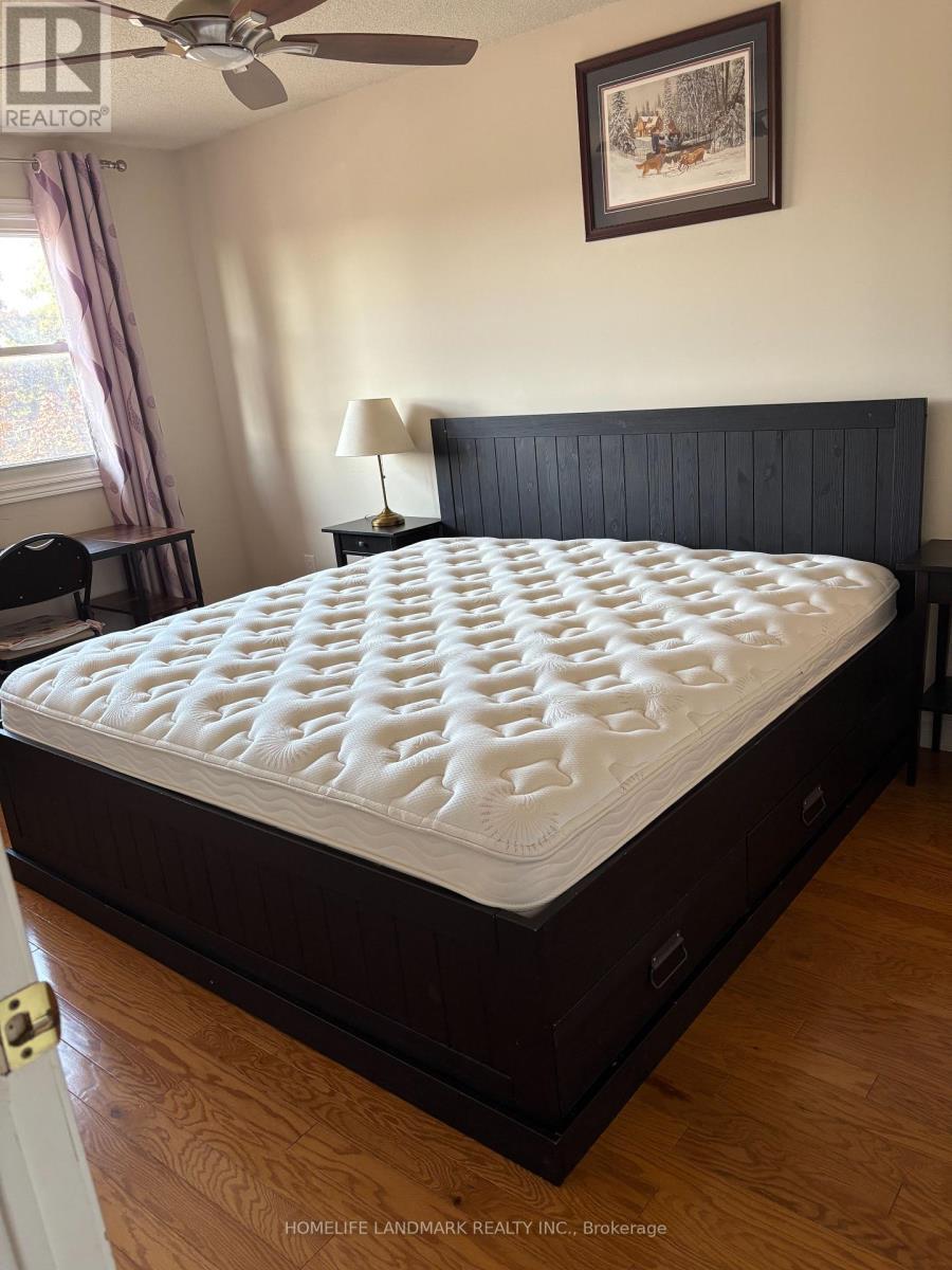 Bedroom C With Ensuite - 3153 Colonial Drive, Mississauga, ON - Indoor Photo Showing Bedroom