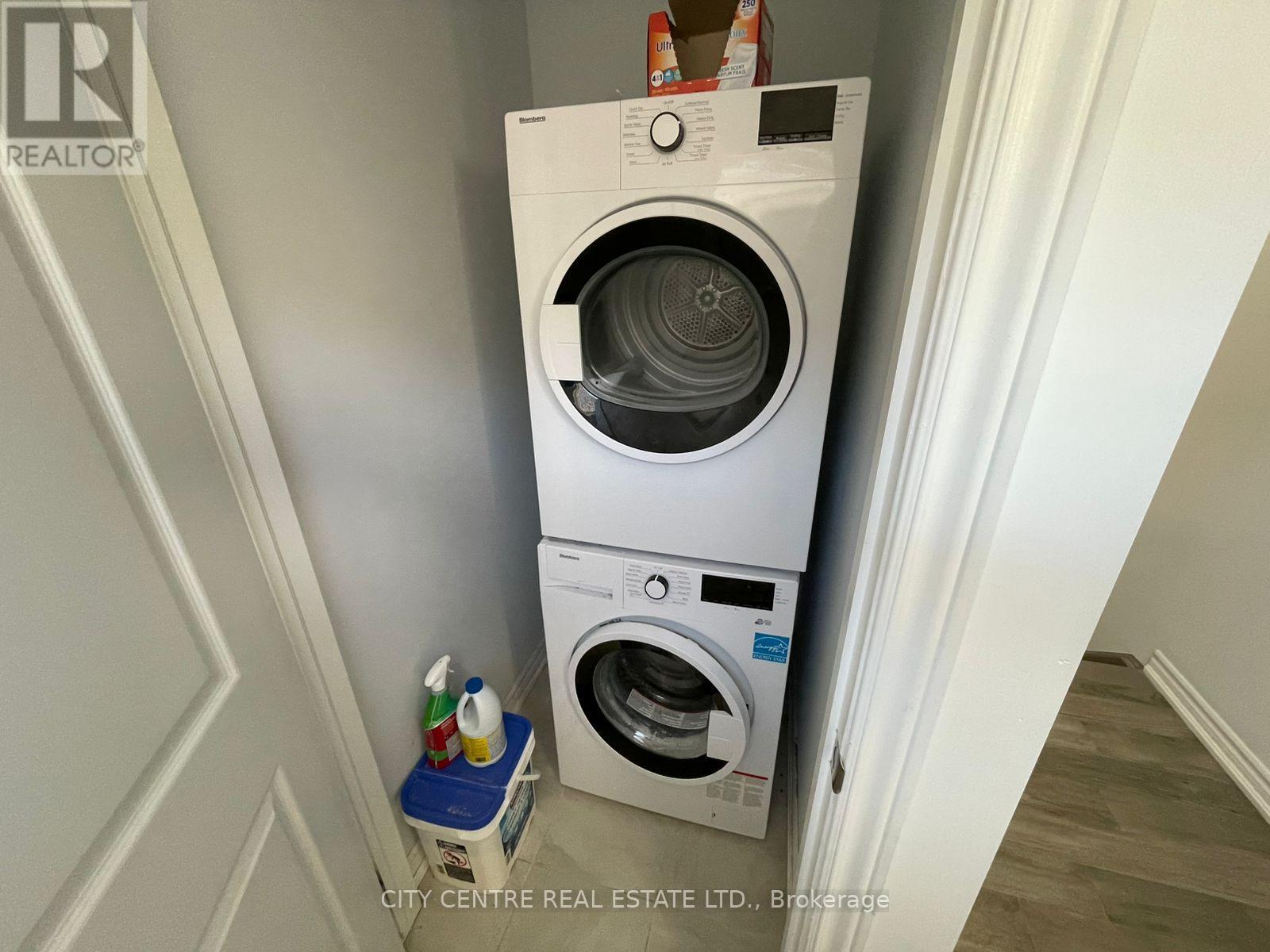 308 Louise Street, Welland, ON - Indoor Photo Showing Laundry Room
