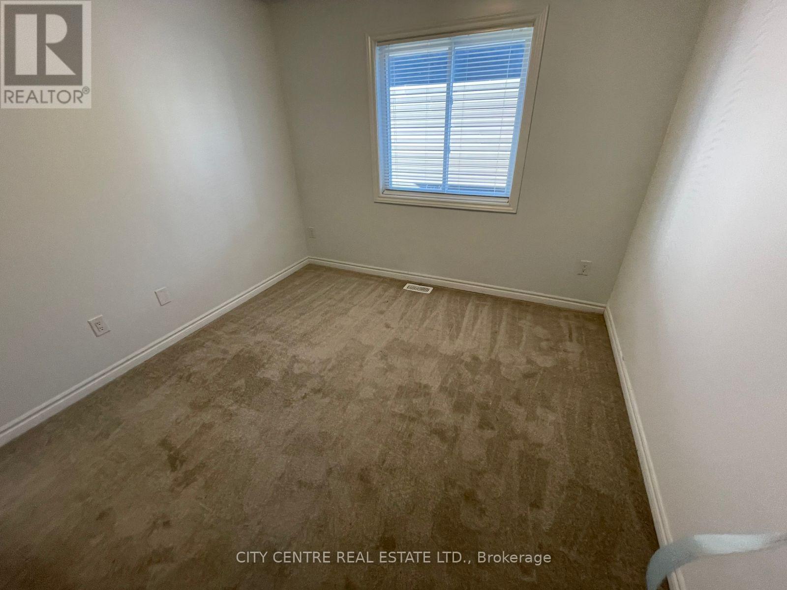 308 Louise Street, Welland, ON - Indoor Photo Showing Other Room