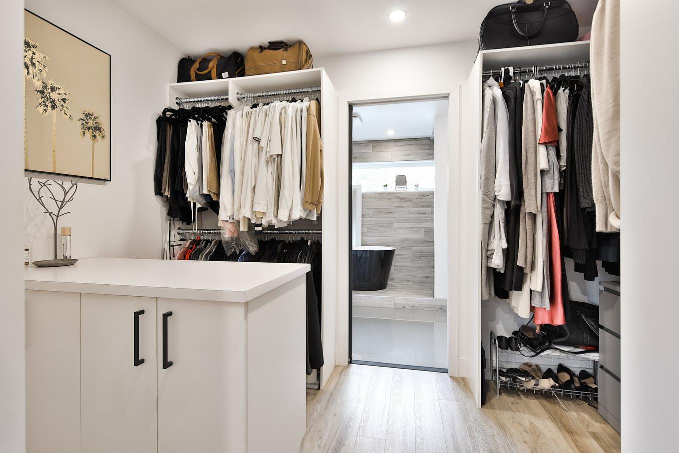 Walk-in closet - 81 Rue Légaré, Magog, QC - Indoor With Storage