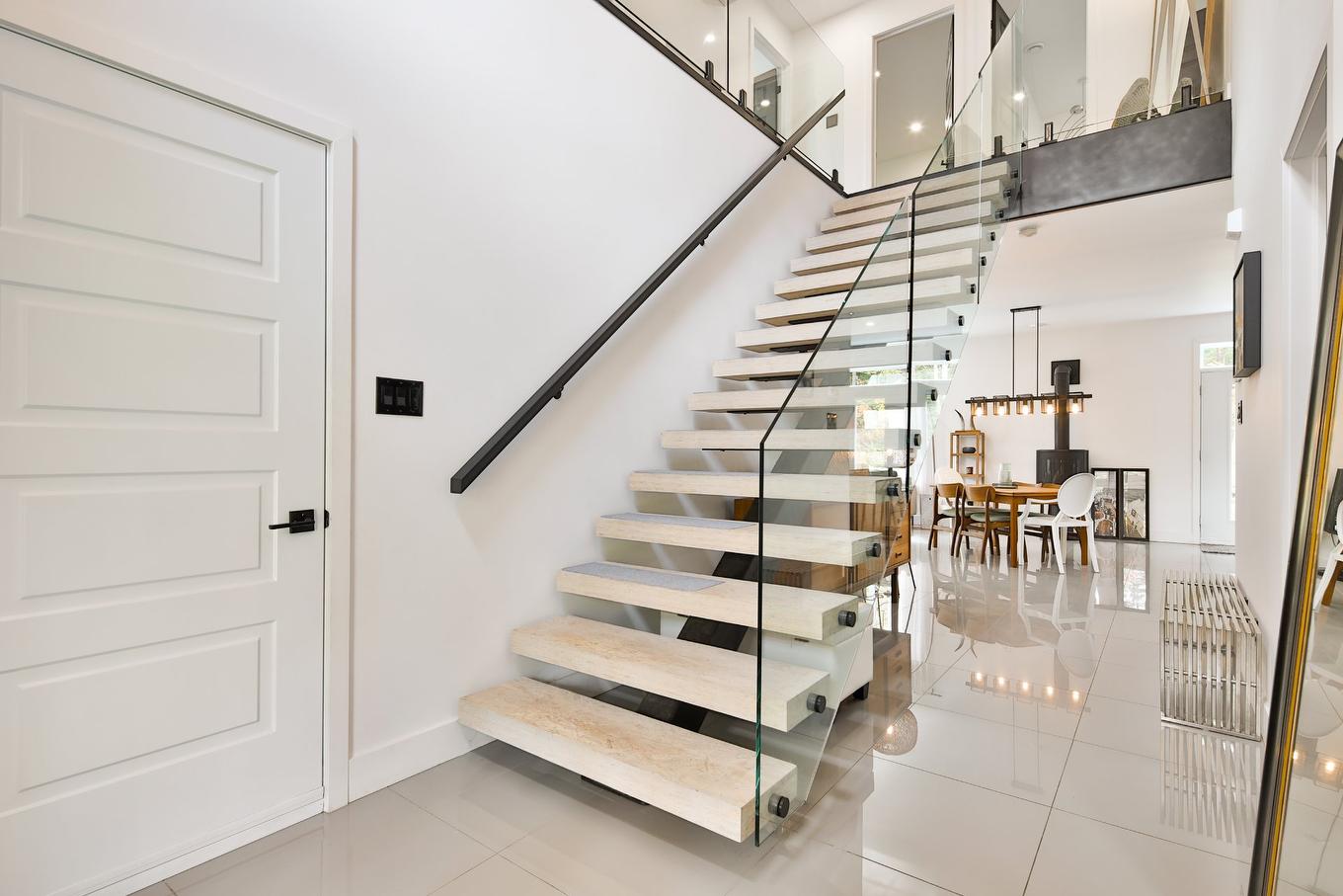 Staircase - 81 Rue Légaré, Magog, QC - Indoor Photo Showing Other Room